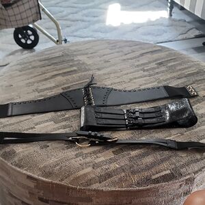 2 BCBG BELTS AND 1 NO BRAND